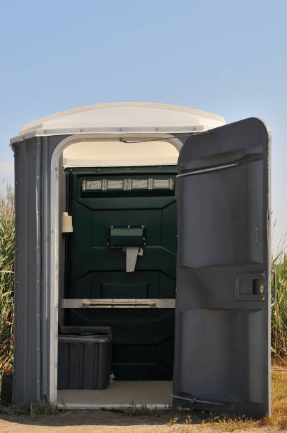 Best Construction site porta potty rental  in Leisure World, MD